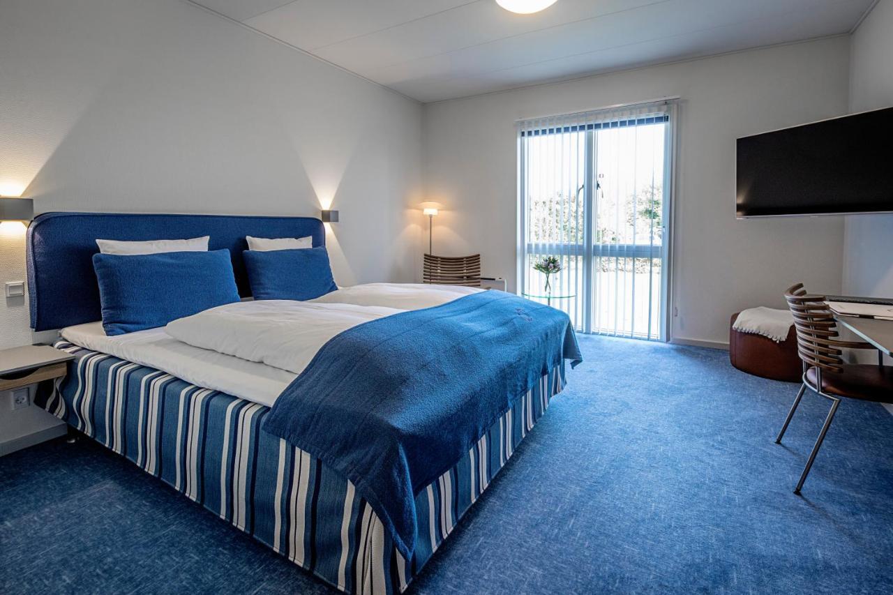 Molskroen Strandhotel Ebeltoft Bagian luar foto